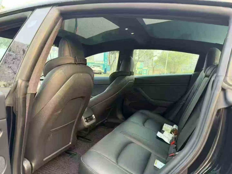 重庆22年特斯拉MODEL 34