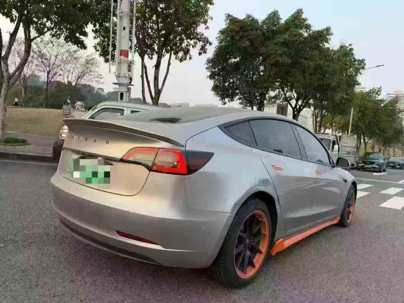 重庆22年特斯拉MODEL 37