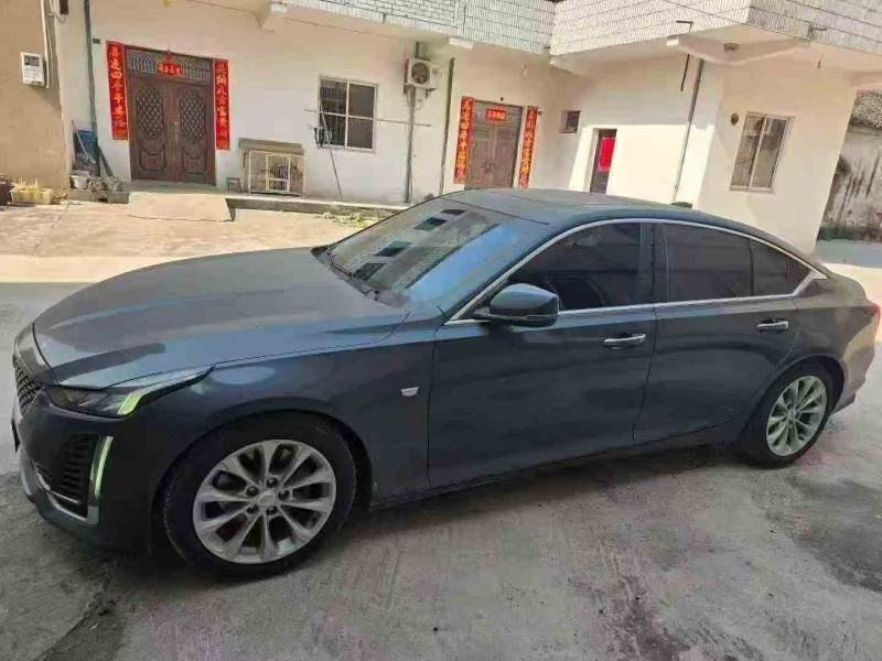 常州20年凯迪拉克CT52