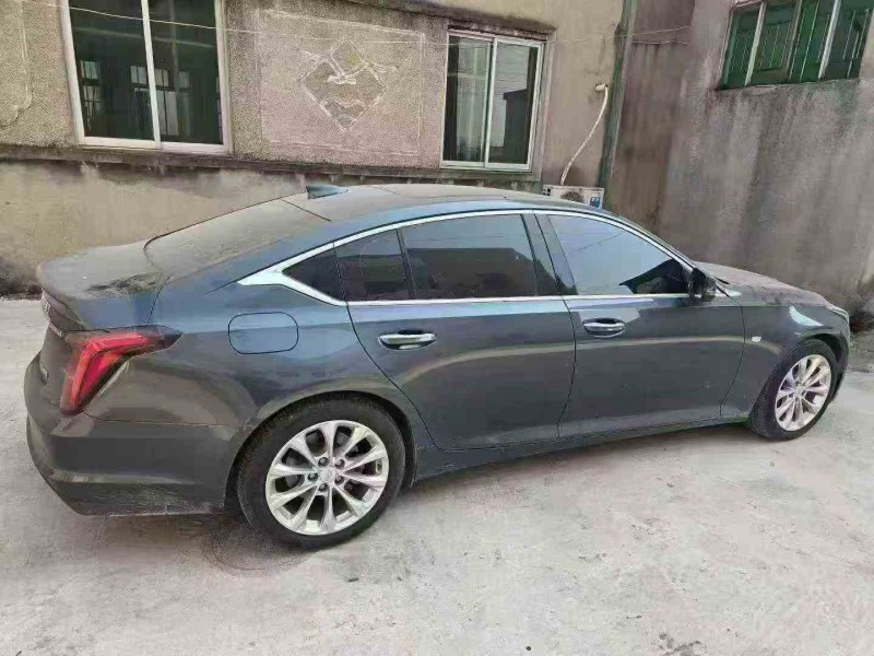 常州20年凯迪拉克CT57