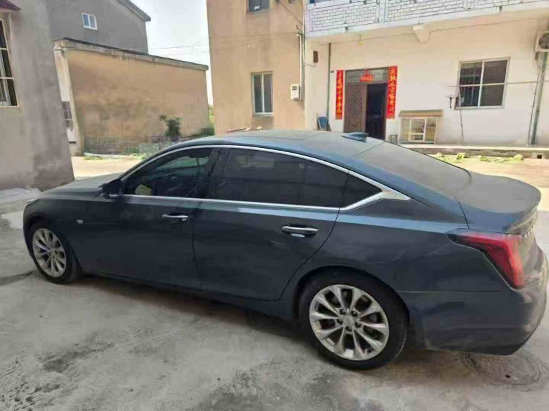 常州20年凯迪拉克CT58