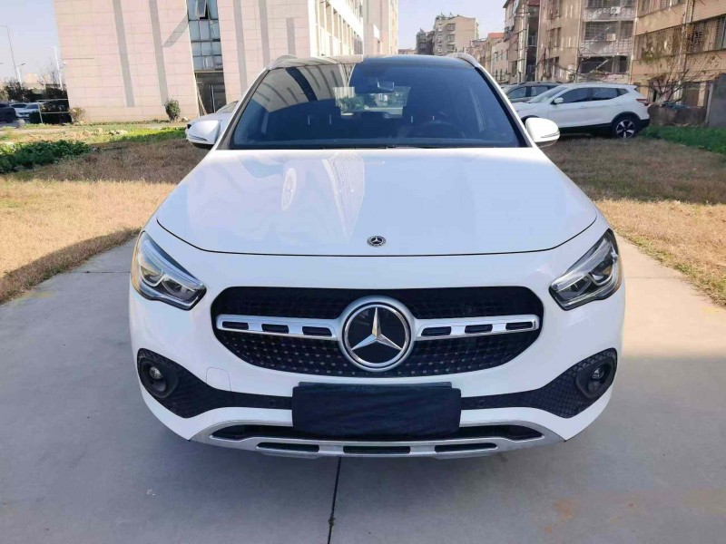 襄阳20年奔驰GLA1