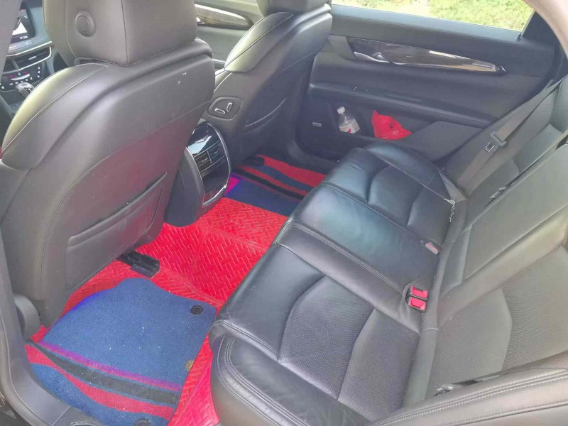 襄阳19年凯迪拉克CT66