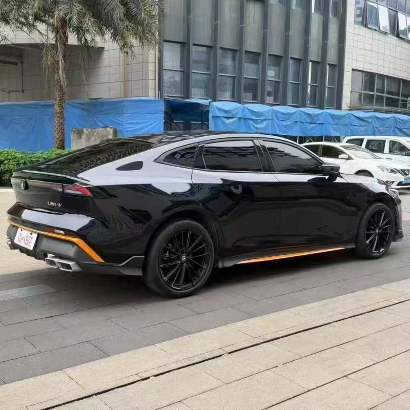 江门25年长安汽车睿行8