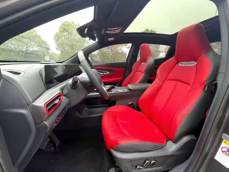 湛江20年長安汽車UNI6