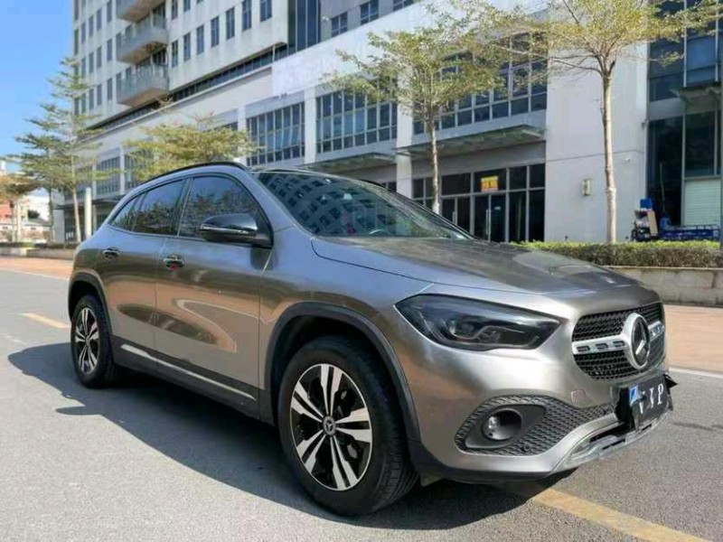 东莞21年奔驰GLA2