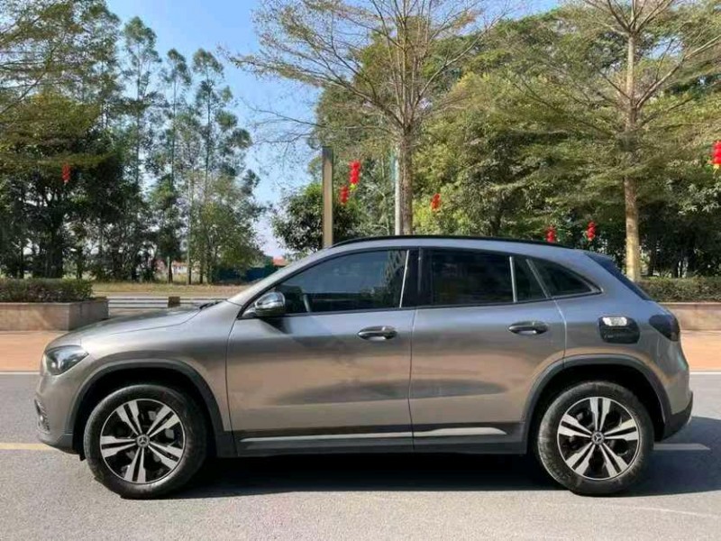 东莞21年奔驰GLA7