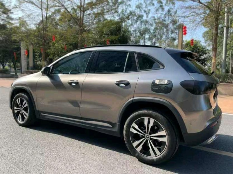 东莞21年奔驰GLA8