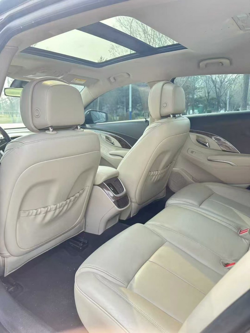 菏泽15年别克君越5