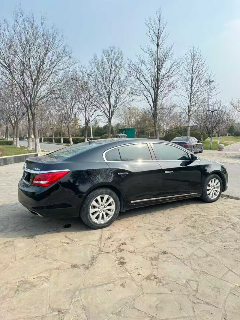 菏泽15年别克君越7