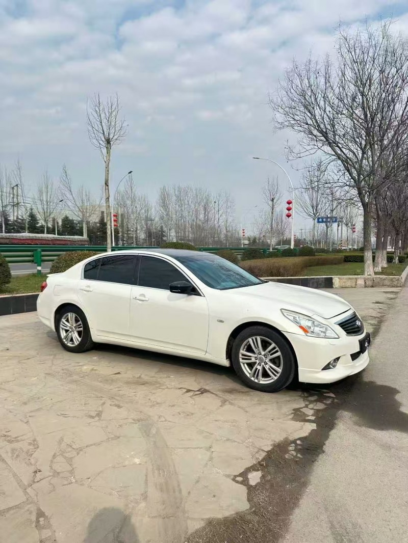 菏泽12年英菲尼迪G253