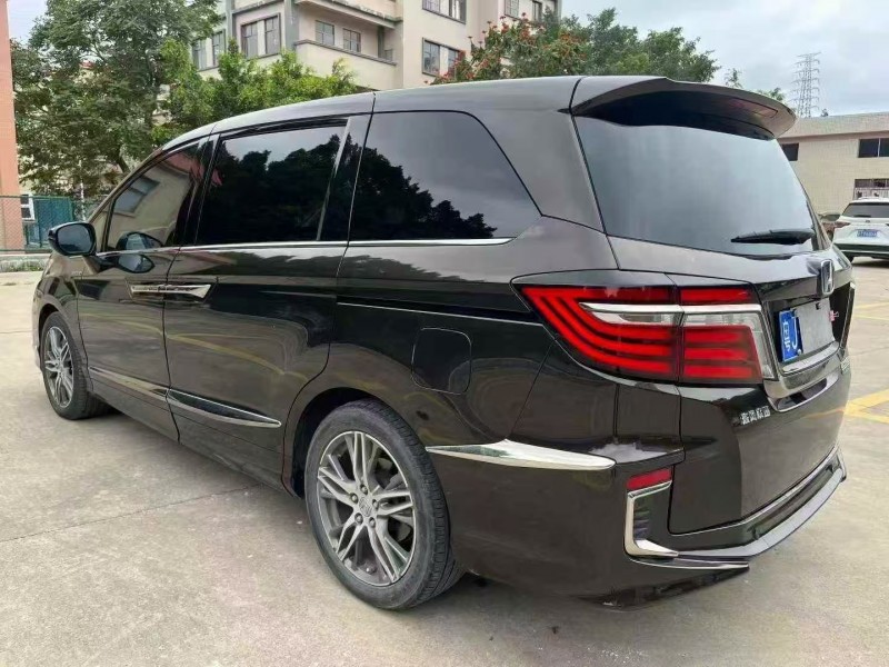 湛江21年本田艾力绅8