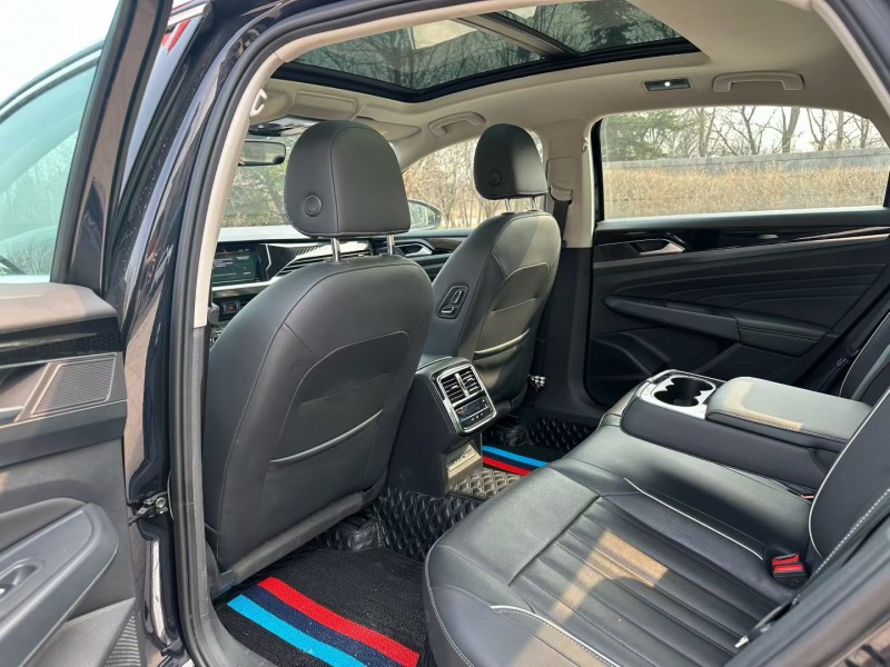 青岛22年大众帕萨特5