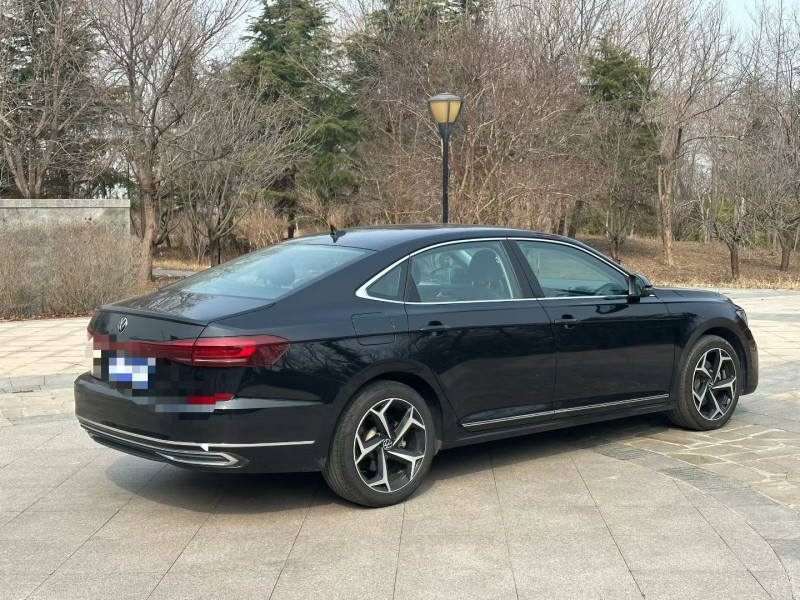 青岛22年大众帕萨特7