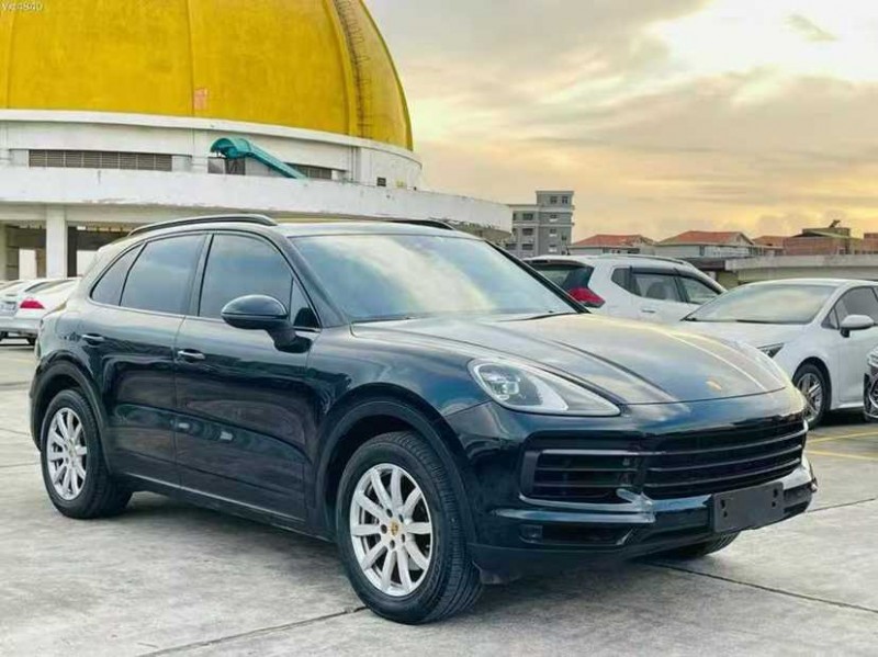 东莞19年保时捷卡宴3