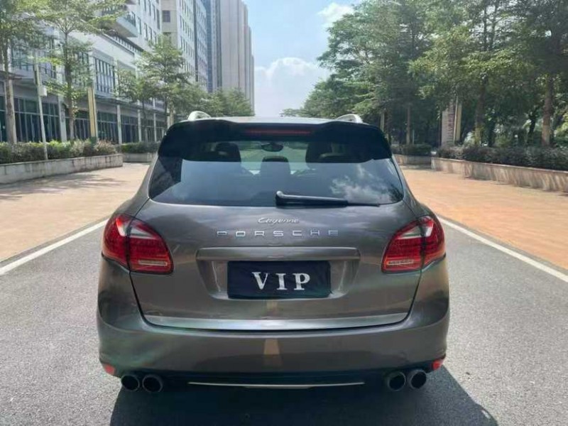 东莞13年保时捷卡宴7