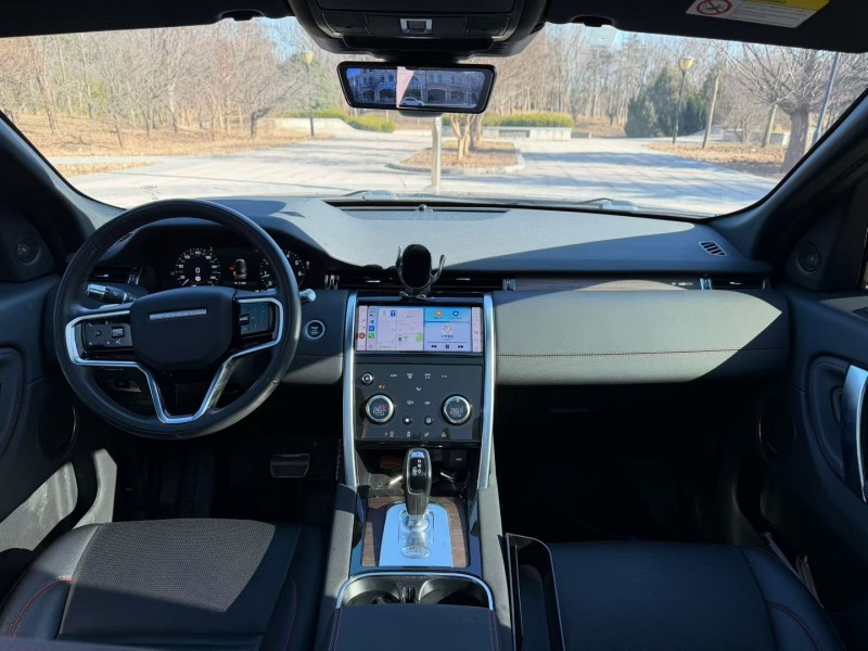 青岛22年路虎发现6