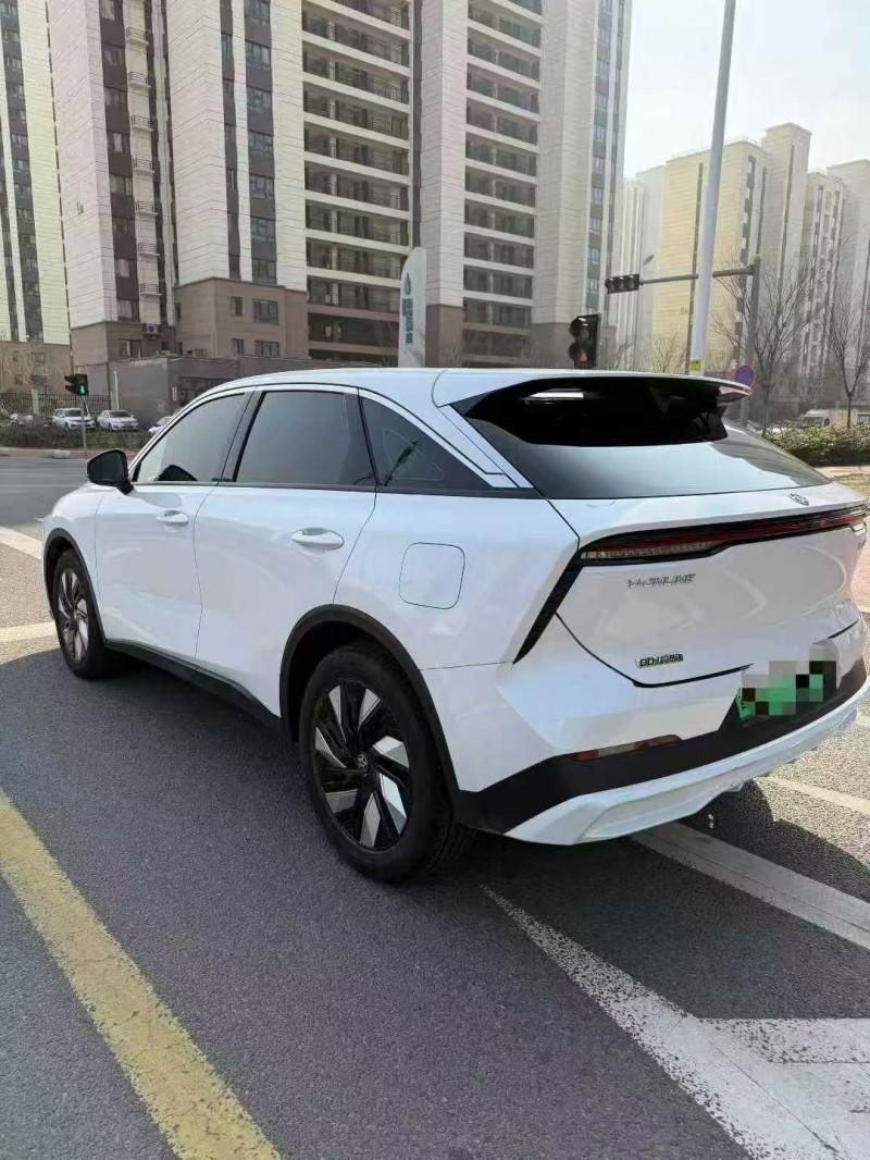 东营25年启辰大V7