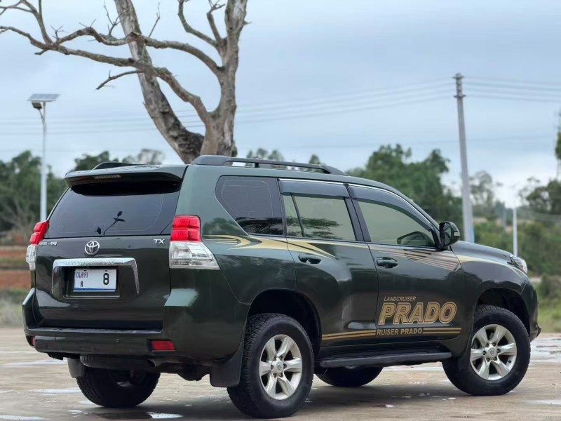 湛江12年丰田普拉多5
