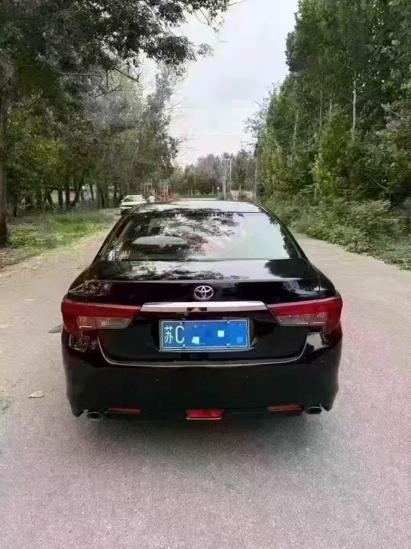 菏泽14年丰田锐志9