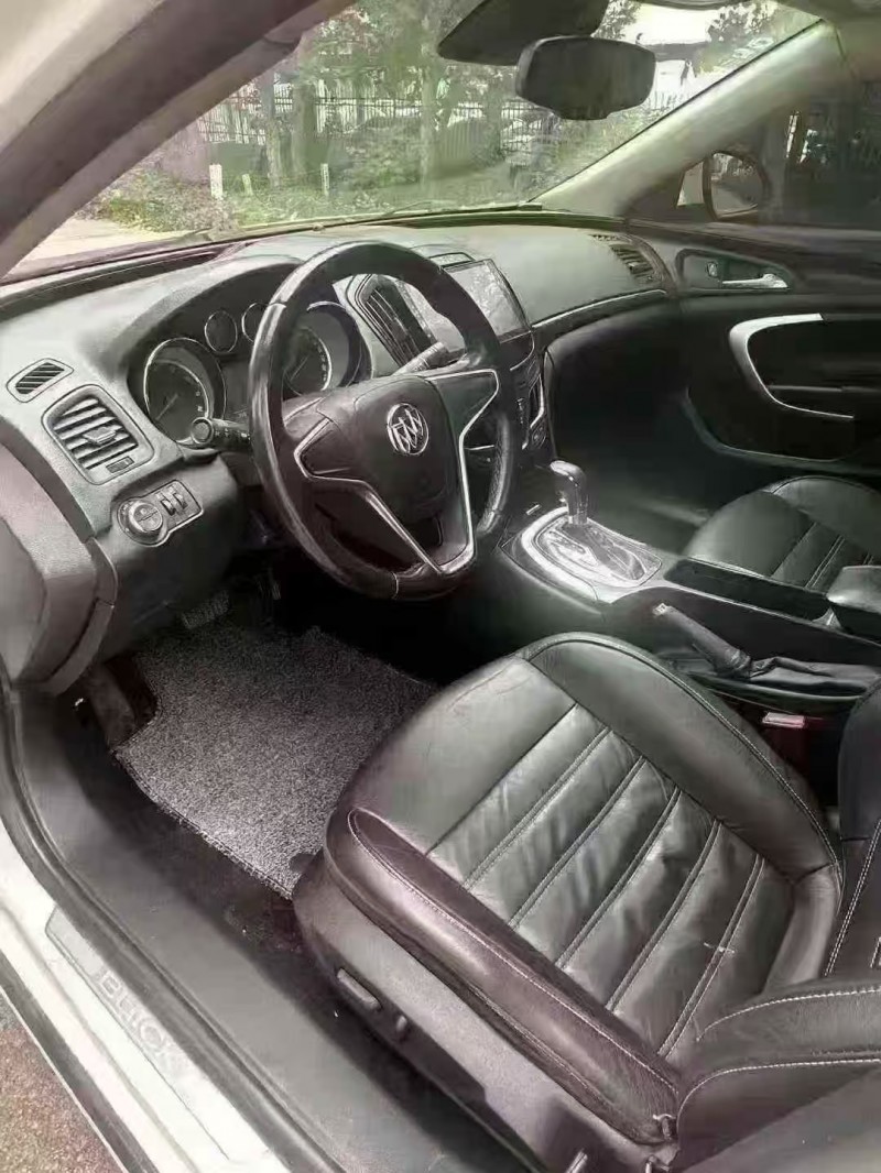 菏泽15年别克君威6