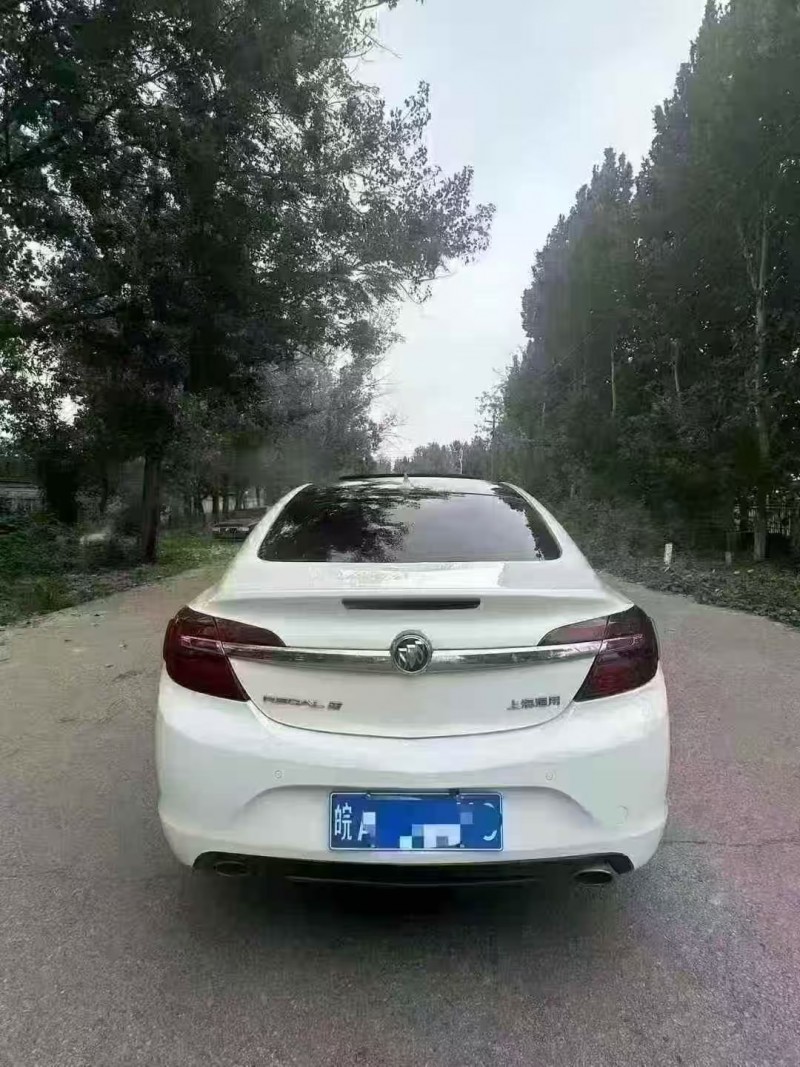 菏泽15年别克君威9