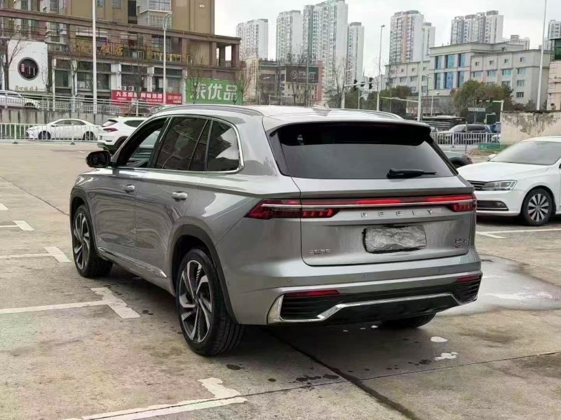 安庆23年吉利星越8