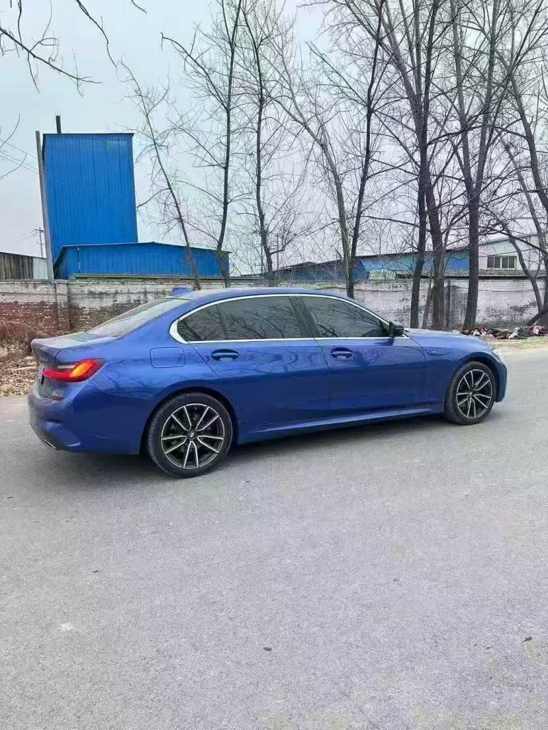 菏泽22年宝马3系8