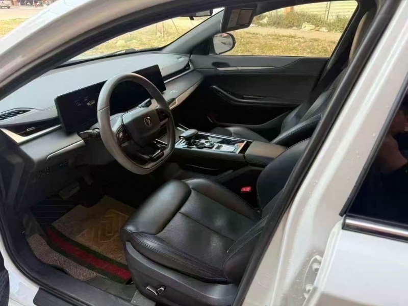 桂林23年长安汽车锐程3