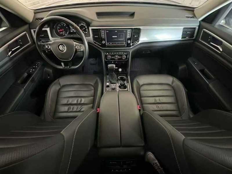 桂林18年大眾途昂3