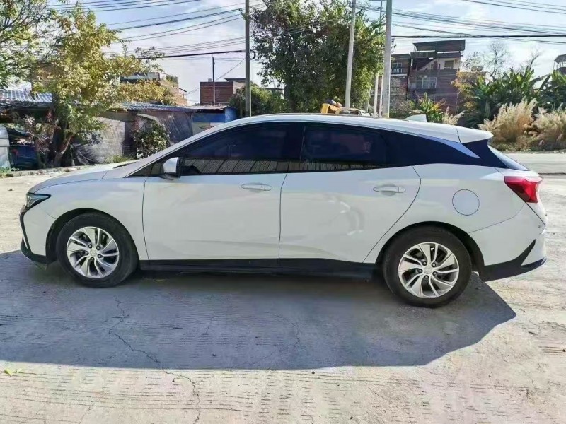 梧州23年别克微蓝8