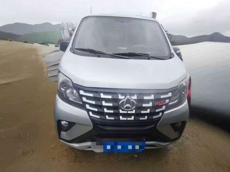 铜仁25年长安汽车跨越王1