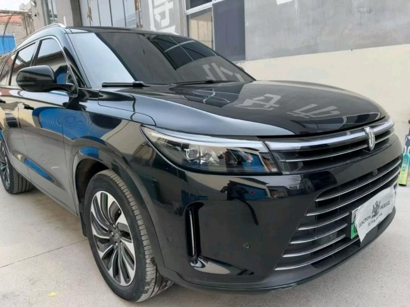 潍坊23年华为智选问界2