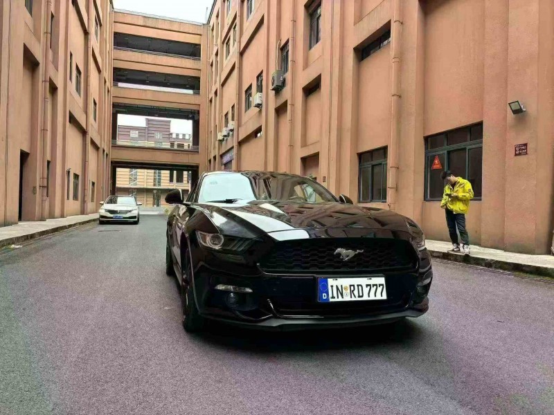 重庆18年福特野马2