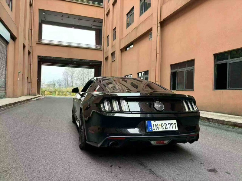 重庆18年福特野马7