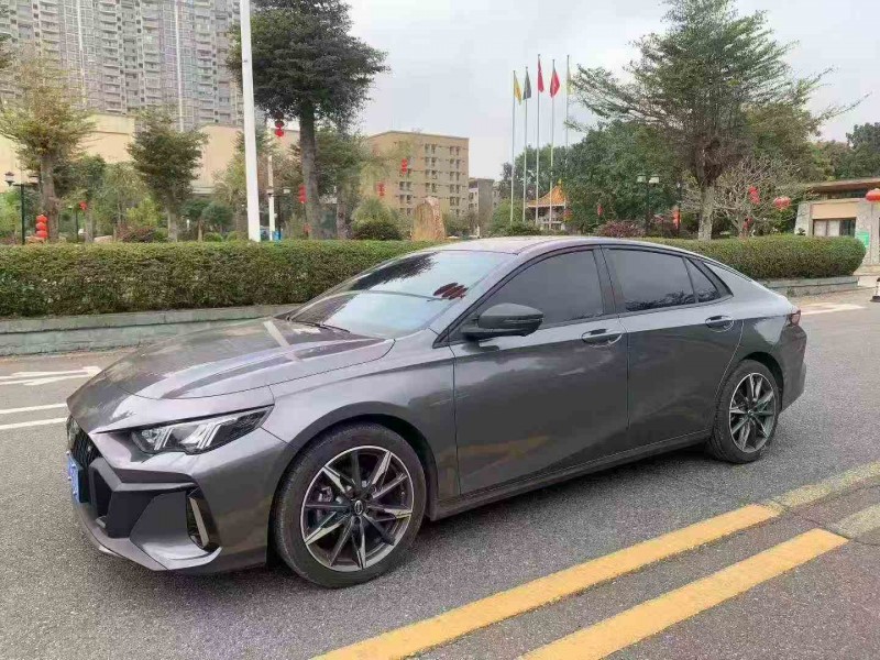 珠海25年传祺影豹3