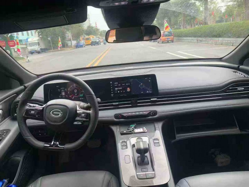 珠海25年传祺影豹5