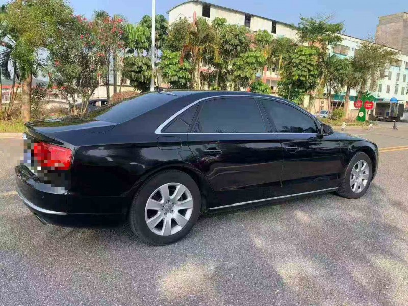 汕头14年奥迪A8L8