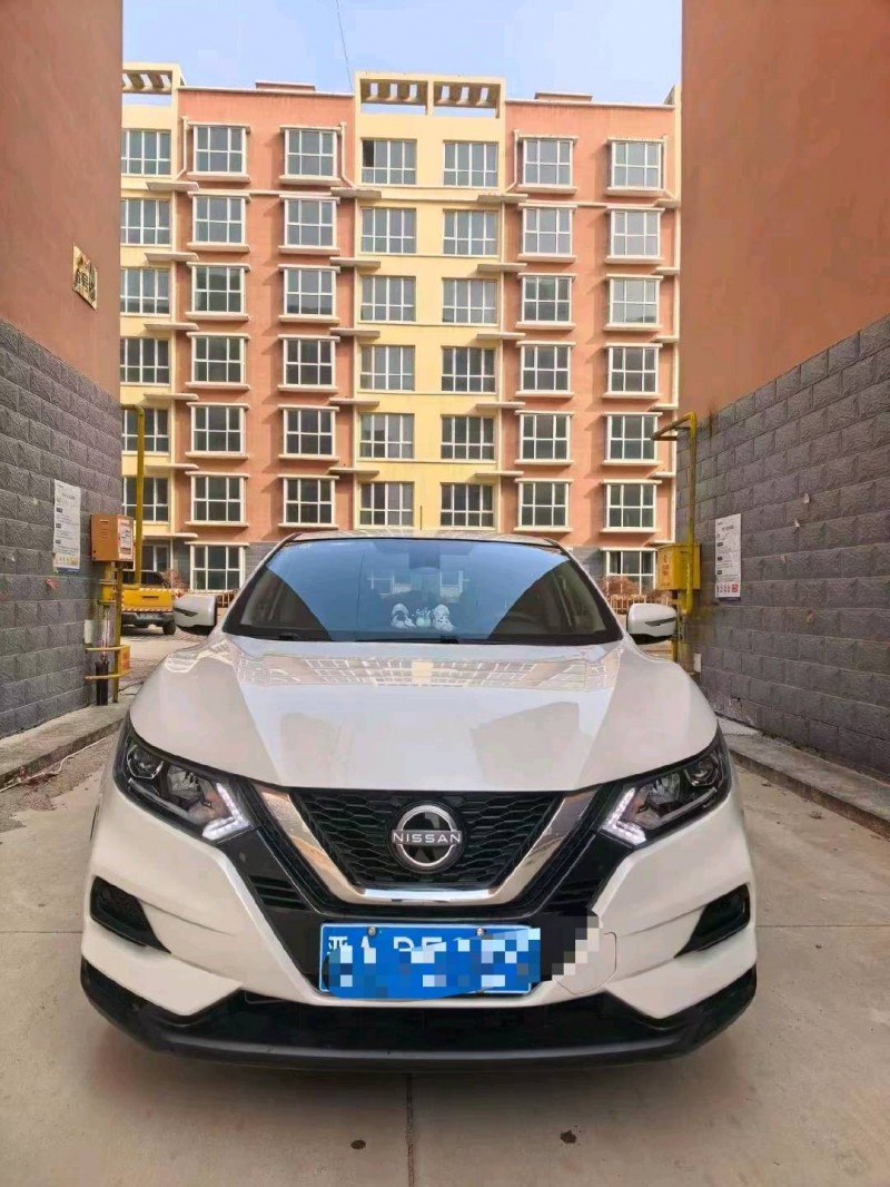 保定24年日产逍客1