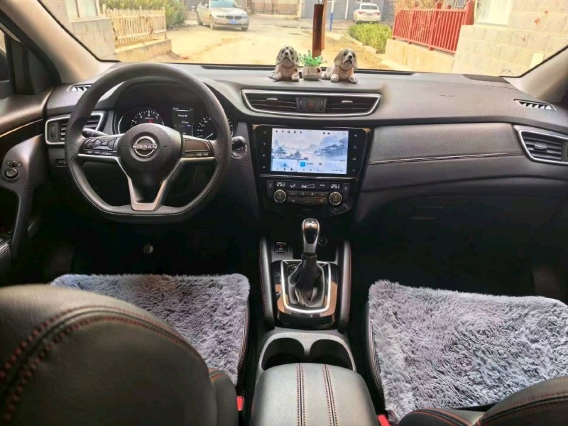 保定24年日产逍客5