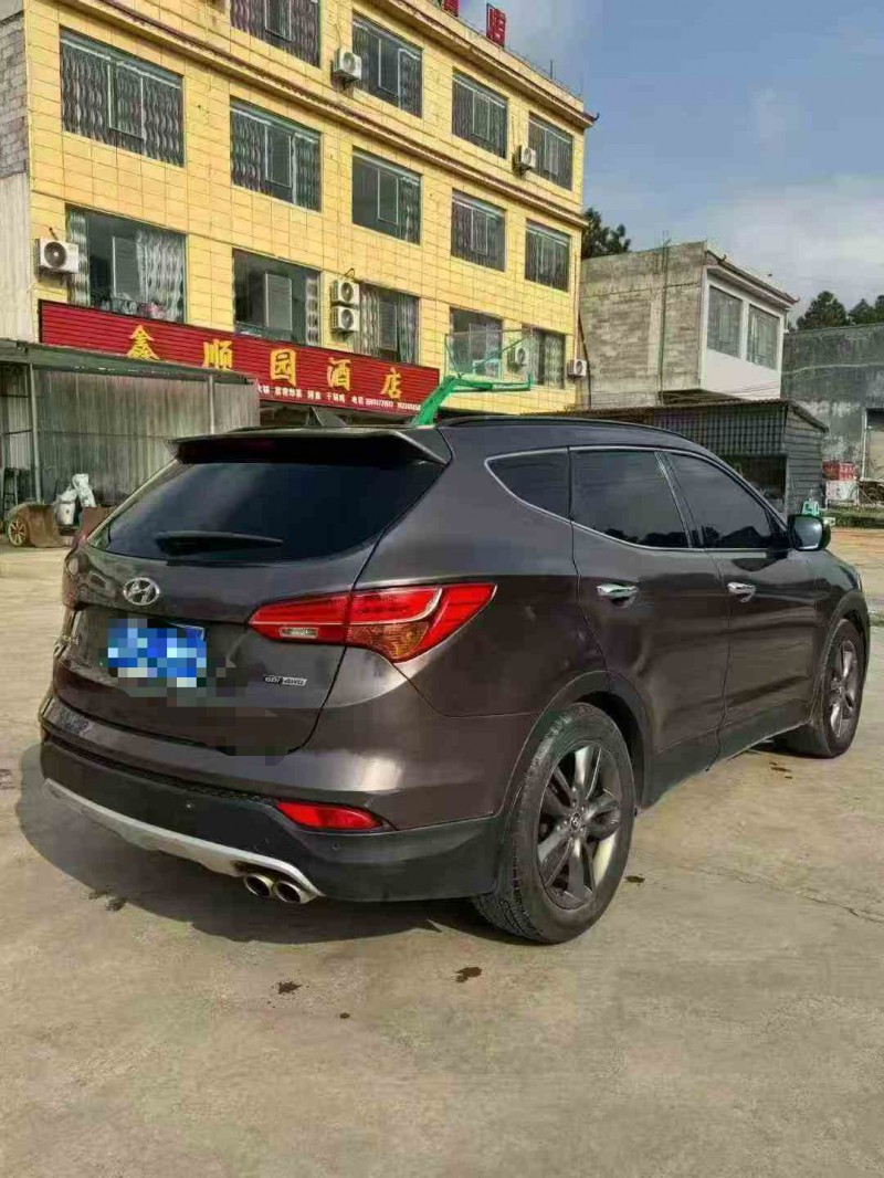 黔西南13年现代途胜7