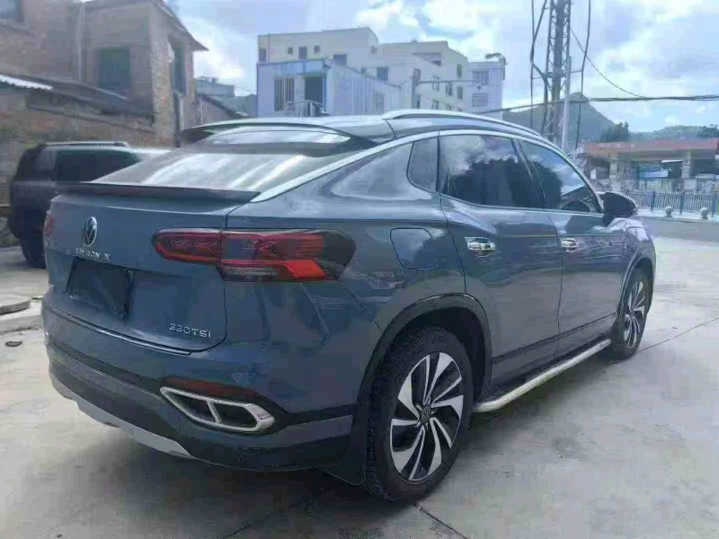 丽江21年大众探岳7