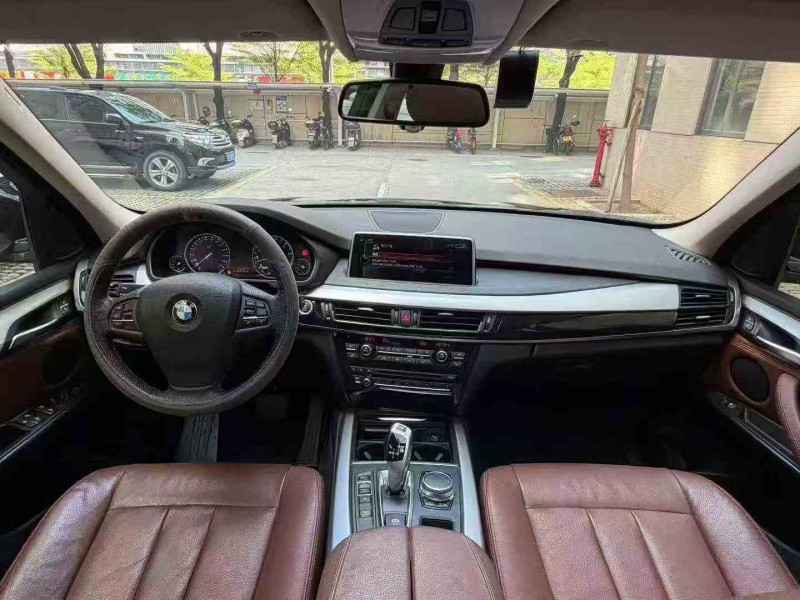 深圳18年宝马X56