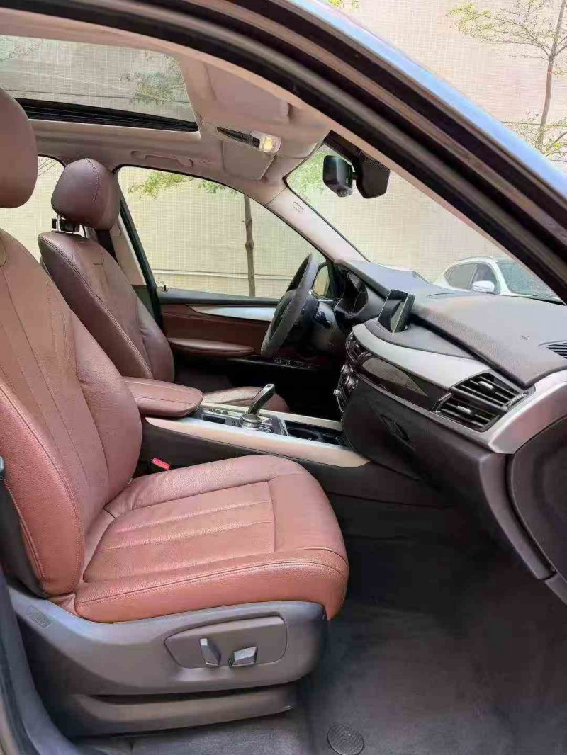 深圳18年宝马X57