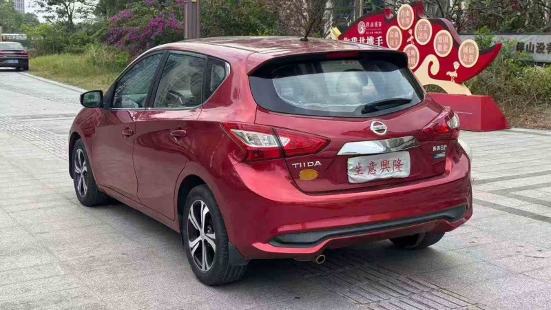 汕头20年日产骐达7