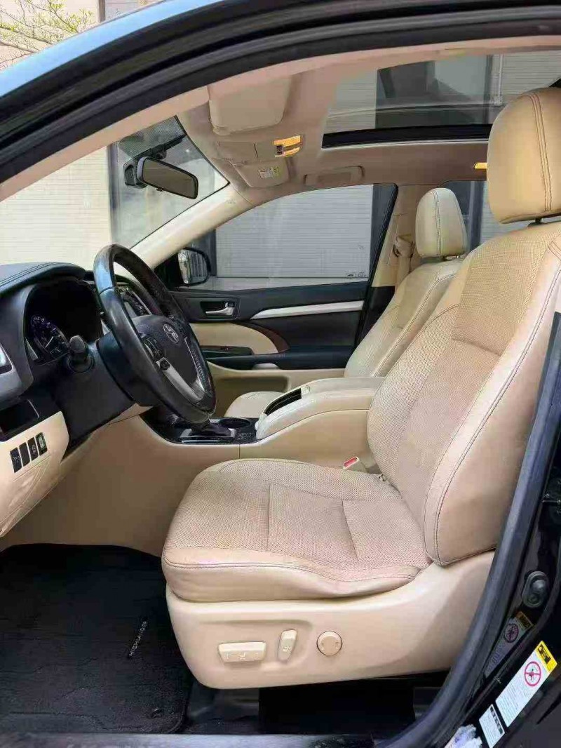 湛江15年丰田汉兰达5