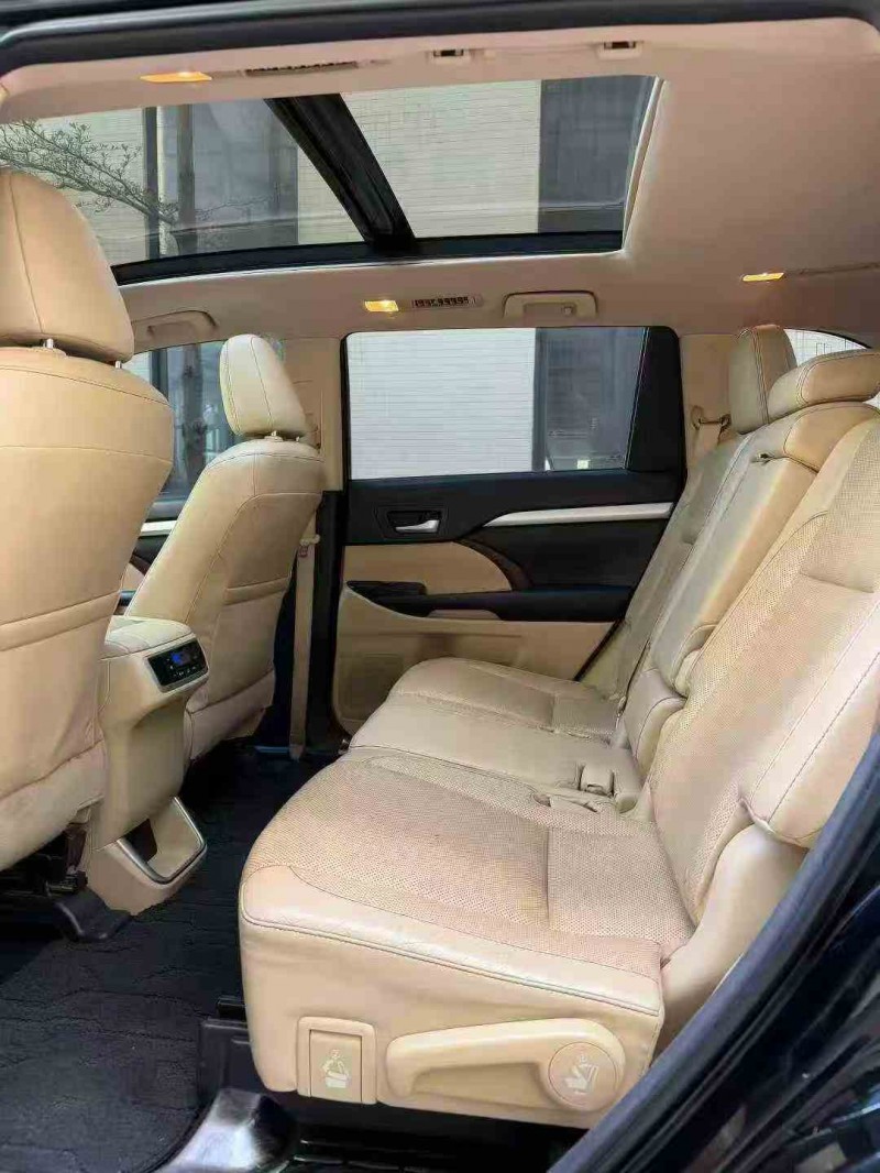 湛江15年丰田汉兰达7