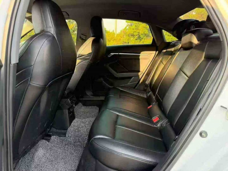 珠海21年奧迪A34