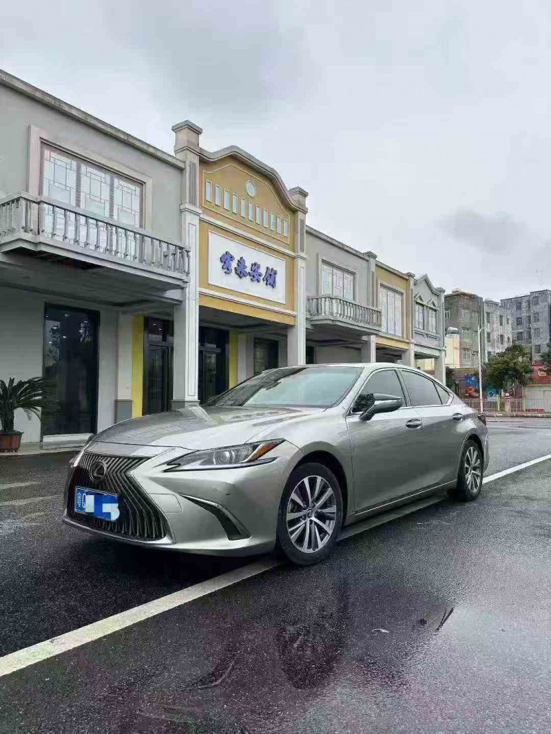 汕头20年雷克萨斯ES3
