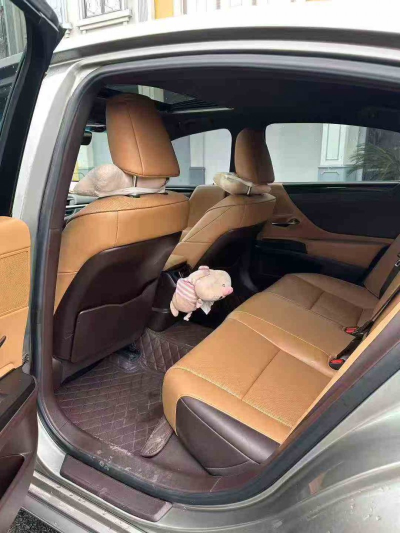 汕头20年雷克萨斯ES4